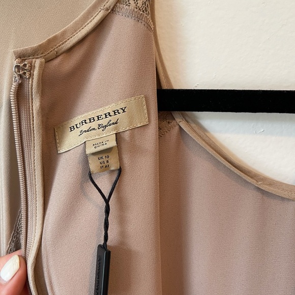 Women’s Burberry Silk Tan Long Sleeve Gown SZ: 10 - Picture 10 of 15